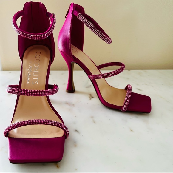 Coconuts by Matisse High Flared Heel Square Toe Rhinestone Strap Sandals Pumps - Picture 3 of 7